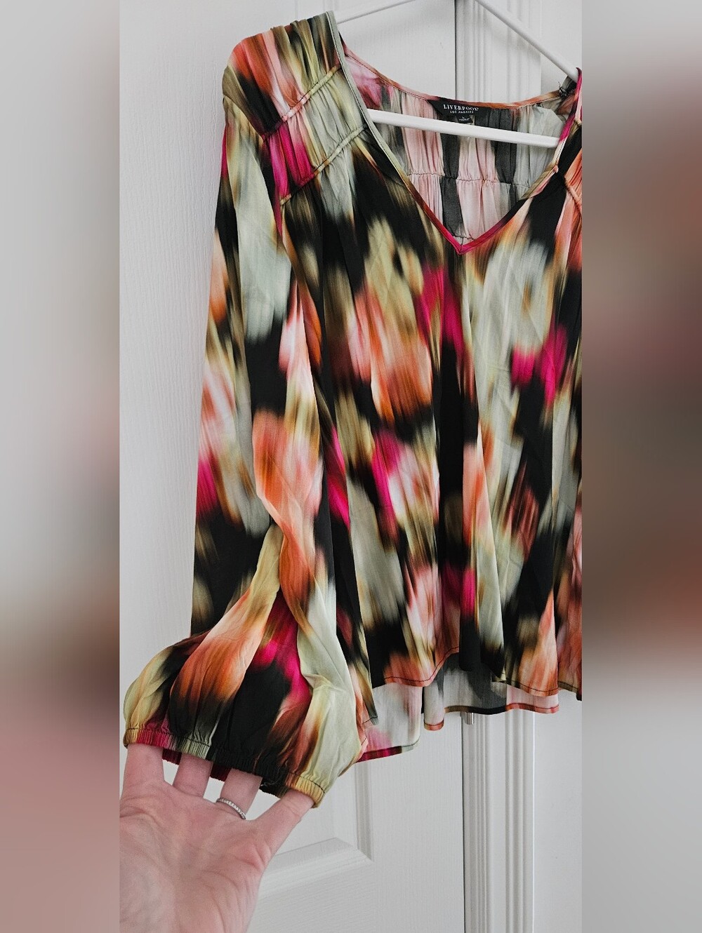 Liverpool Los Angeles Multicolor V-Neck Women's Blouse - Picture 4 of 7